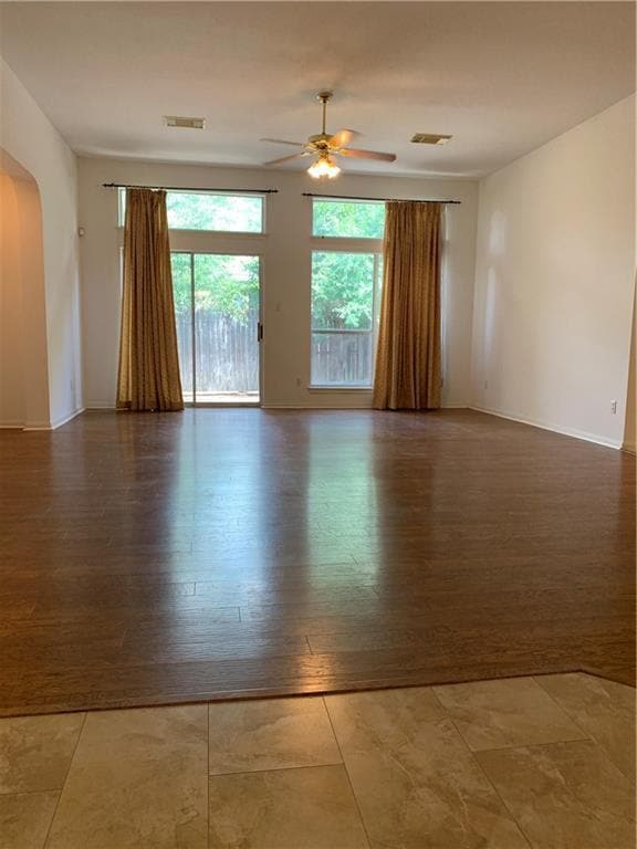 Building Photo - 5836 Lomita Verde Cir