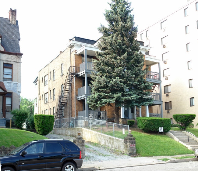 MOREWOOD 49224924 Centre Ave Pittsburgh PA 15213 Apartment Finder