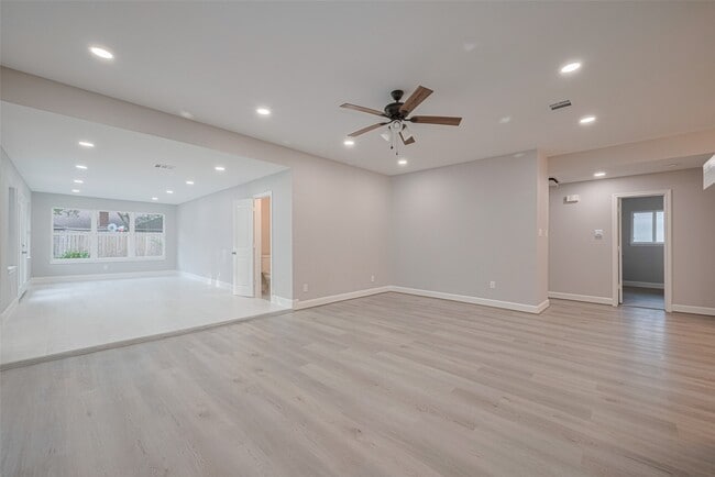 Building Photo - 8314 Burning Hills Dr