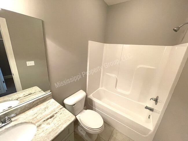 Building Photo - 4BR/4.5BA For Rent