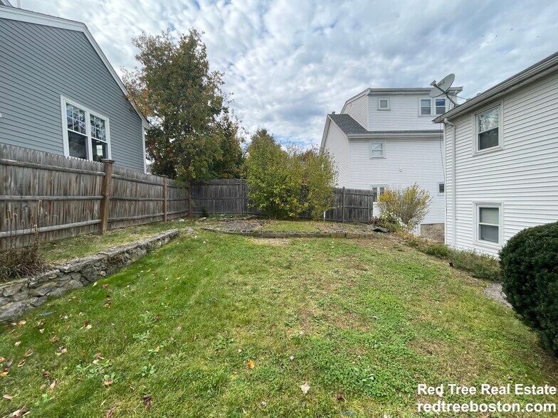 Building Photo - 59 Desoto Rd