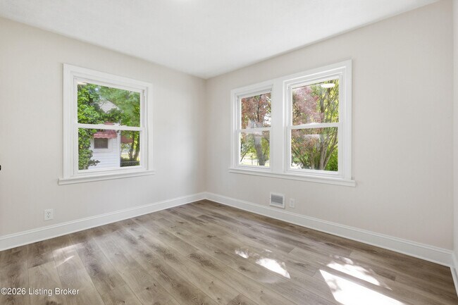 Building Photo - 1219 Becker Ave