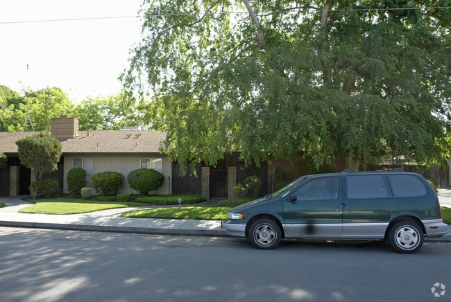 Primary Photo - 15100 W El Mar Ln