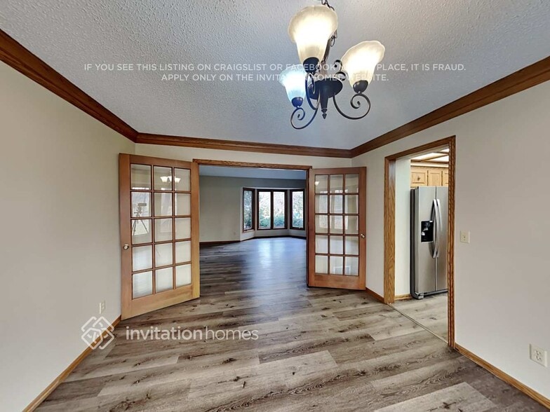Building Photo - 12825 46th Ave N