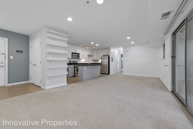 Building Photo - 2 br, 2 bath House - 1103 Primrose Court #302