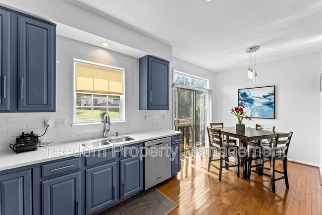 Building Photo - 15305 Brazil Cir