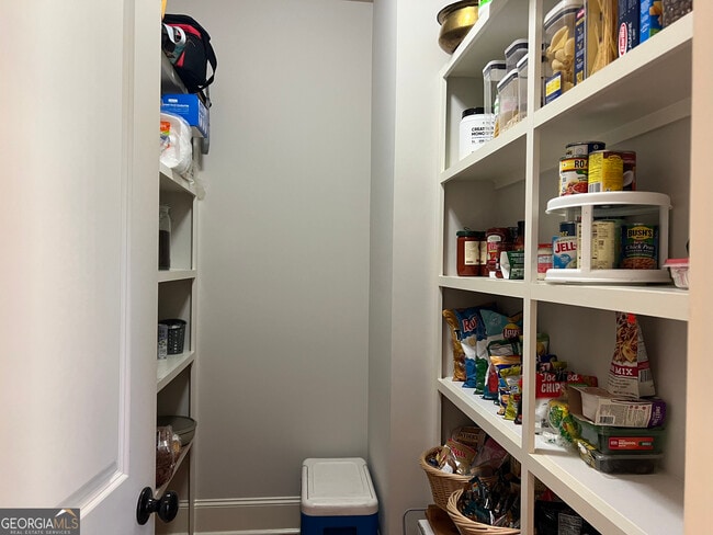 Building Photo - 7955 Magnolia Square