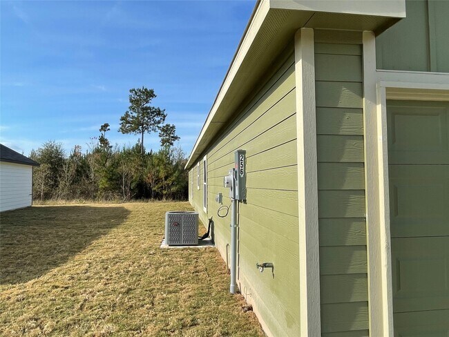 Primary Photo - 256 Rd 5138