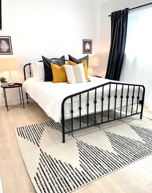 Building Photo - 5630 Vantage Ave