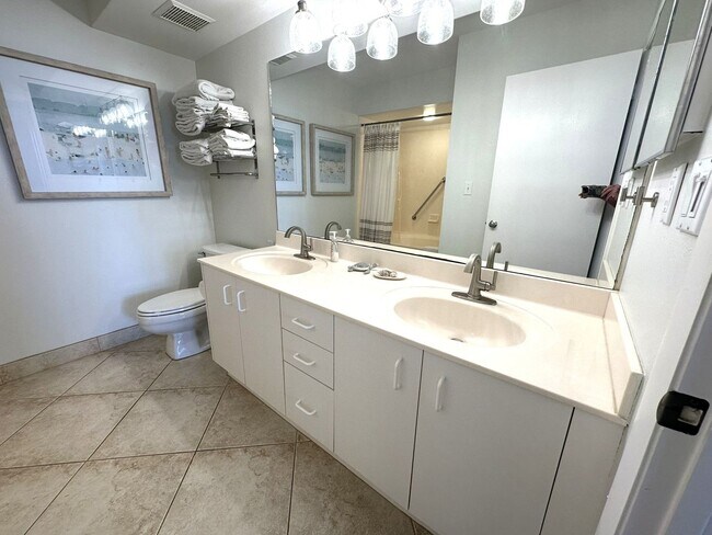 Building Photo - WALK OUT TO WTRFRNT 2/2 Furnished Rental MAY 1, 2026-NOVEMBER 3, 2026 BAHIA DEL MAR