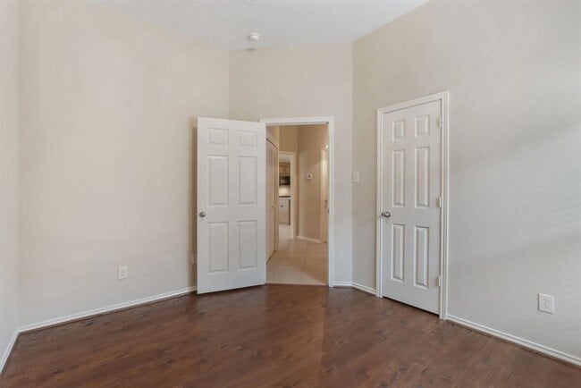 Building Photo - 2419 Morgan Ridge Ln