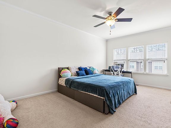 Building Photo - Build Equity While Leasing - Lease and Own...