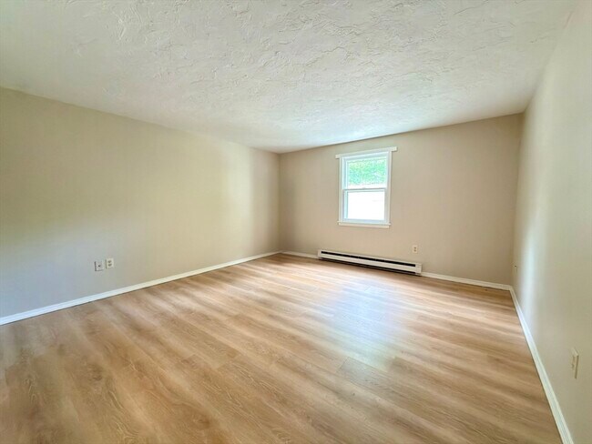 Building Photo - 2 Annaberry Ln