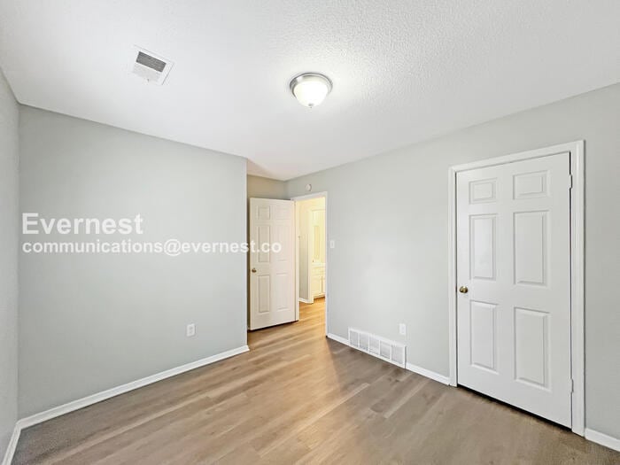 Building Photo - 3575 Shadow Oaks Pkwy