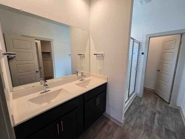 Building Photo - 12525 Abbey House Ct