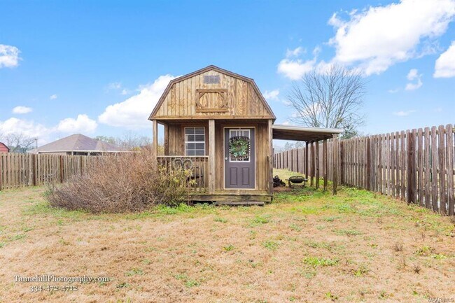 Building Photo - 1641 Buena Vista Blvd