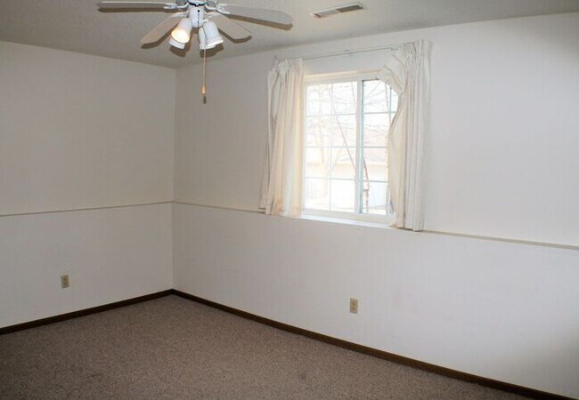 Building Photo - $1,075 | 2 Bedroom, 1 Bathroom 1st Floor Condo | Pet Friendly!* | Available for July 27th, 2026 M...