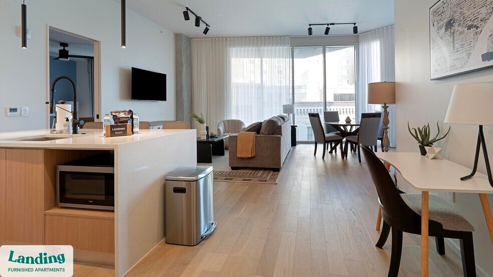 Building Photo - 143 E Commerce St