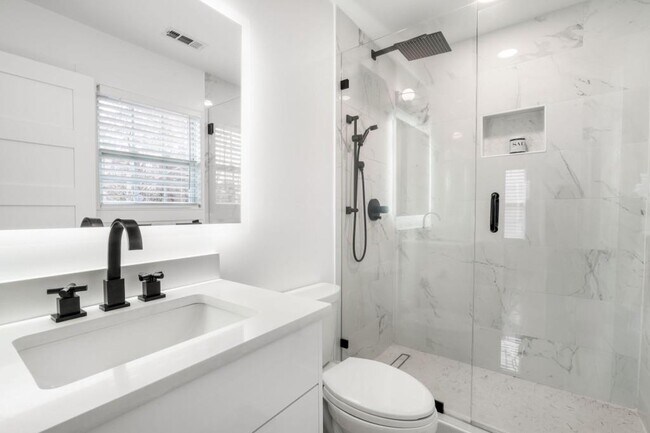 Building Photo - 1046 Wiley Bridge Rd