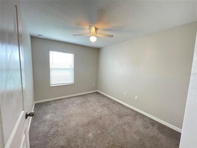 Building Photo - 9768 Pembrooke Pines Dr