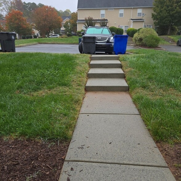 Building Photo - 17744 Trolley Crossing Way