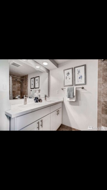 Building Photo - 4412 SW 101st St