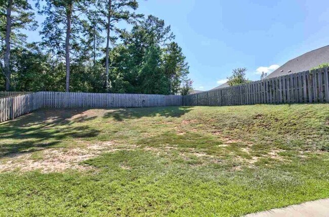 Building Photo - 5869 Halleck Ct