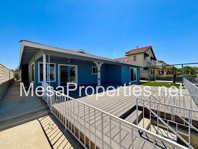 Building Photo - 13626 Sea Gull Dr