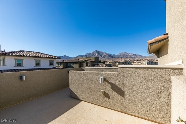 Building Photo - 172 Petaluma Valley Dr