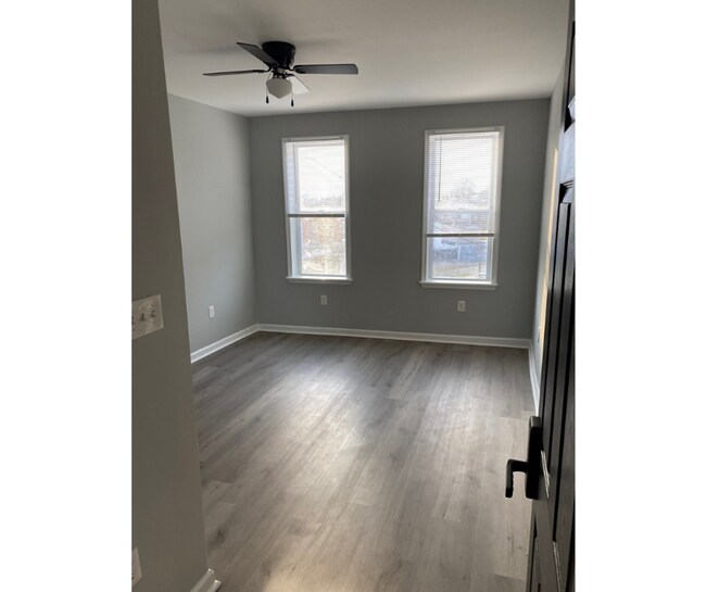 Building Photo - 2800 The Alameda