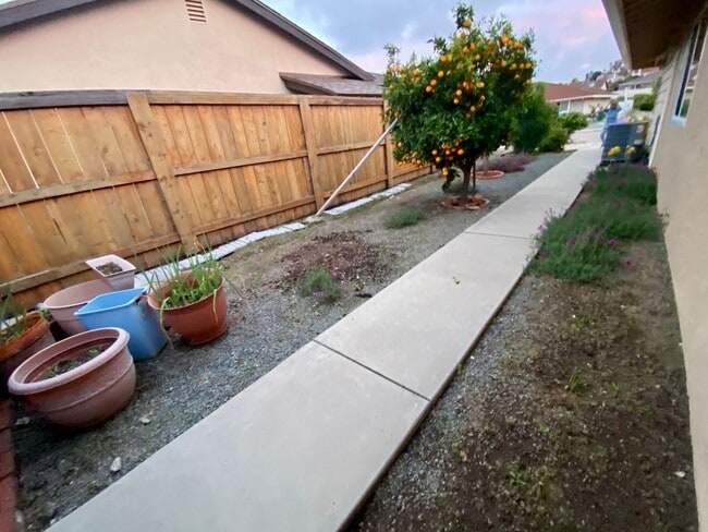 Building Photo - RB Senior 55+ Community 2 Bed +Huge bonus room 2 Baths House $3990