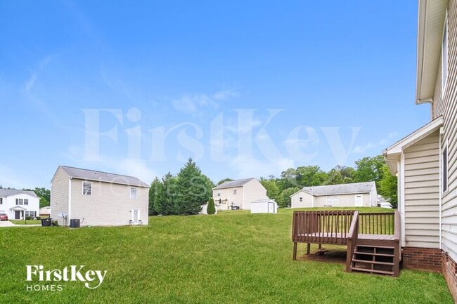 Building Photo - 5010 Promise Land Ct