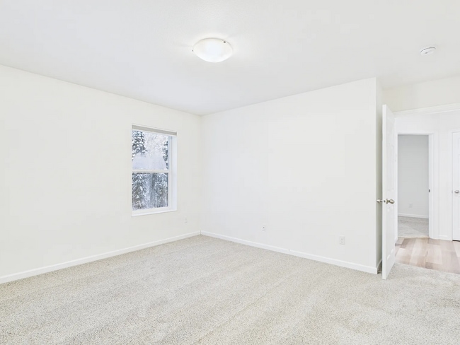 Building Photo - 3903 Tanada Rd