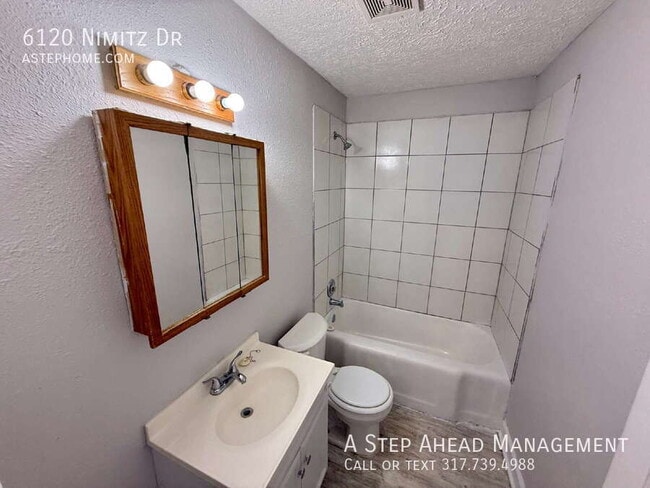 Building Photo - 6120 Nimitz Dr