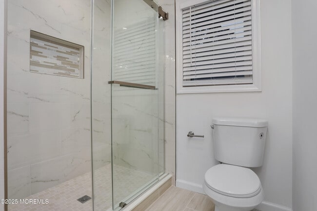 Building Photo - 2401 Mallow St