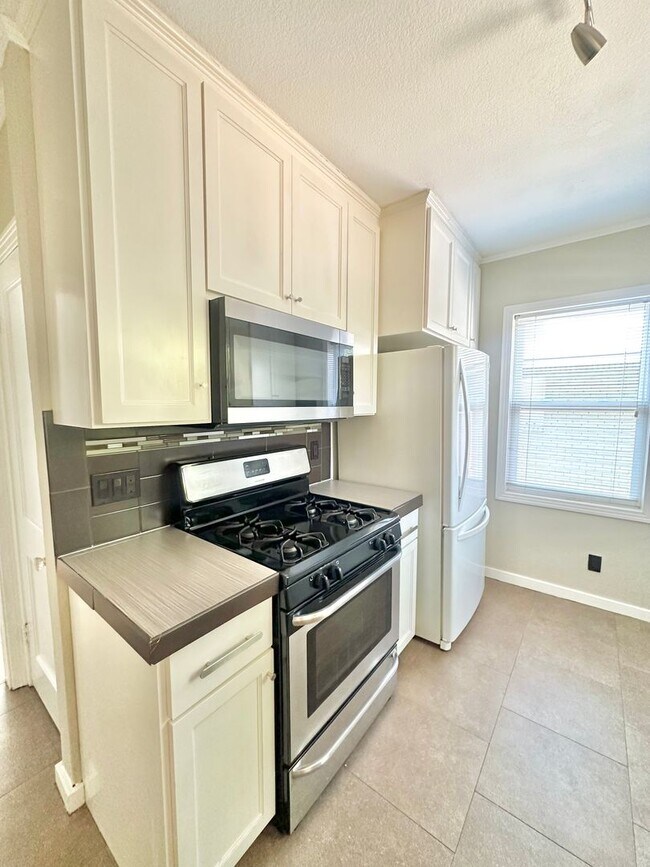 Building Photo - 2 Bed/1 Bath in Austin, TX