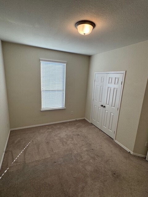 Building Photo - 3415 Avondale Vw Dr