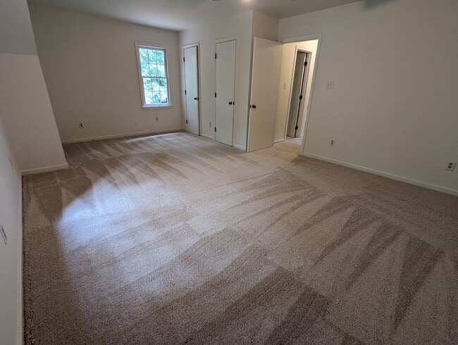 Building Photo - 13606 Velvet Antler Pl