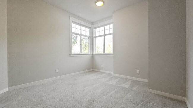 Building Photo - Stylish 4 Bedroom Layout with Office and Bonus Room