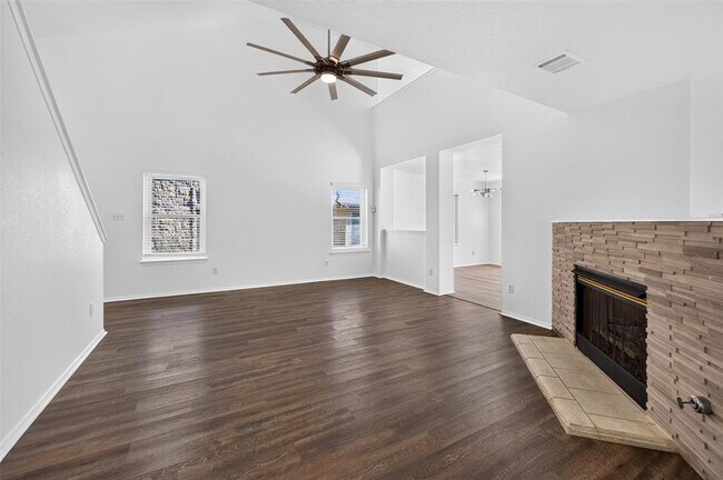 Building Photo - 2802 Turtle River Dr