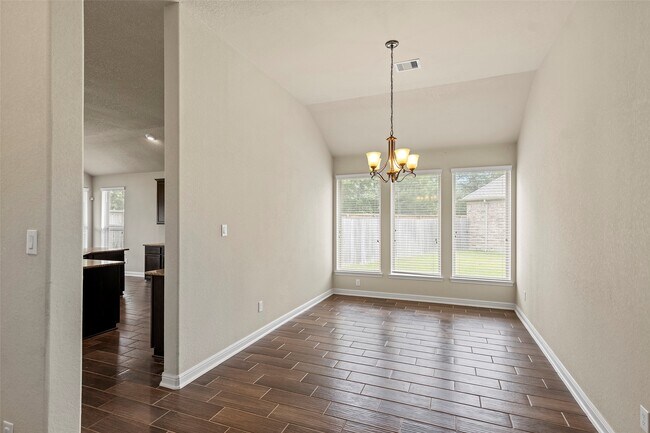 Building Photo - 2703 Barrington Branch Dr