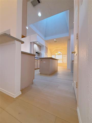 Building Photo - 1437 Sussex Dr