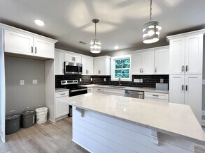 Building Photo - For Lease - 3 Bed, 2.5 Bath, 1515sqft Townhome, Lebanon, TN
