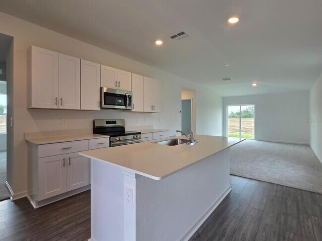 Building Photo - 8066 SW 44th Terrace