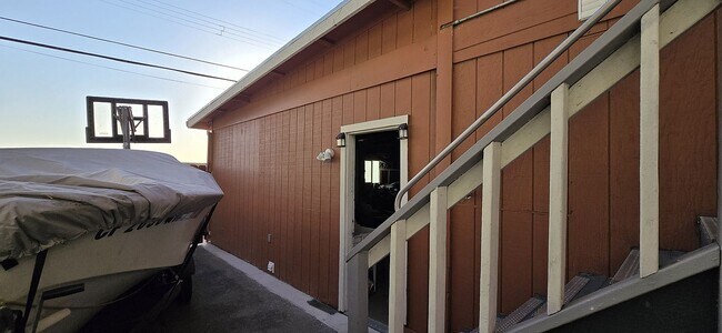 Building Photo - 4580 Sandmound Blvd