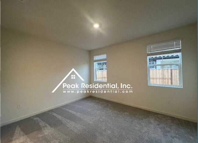 Building Photo - New Elk Grove 3bd/2ba Home near Big Horn & Poppyridge Rd