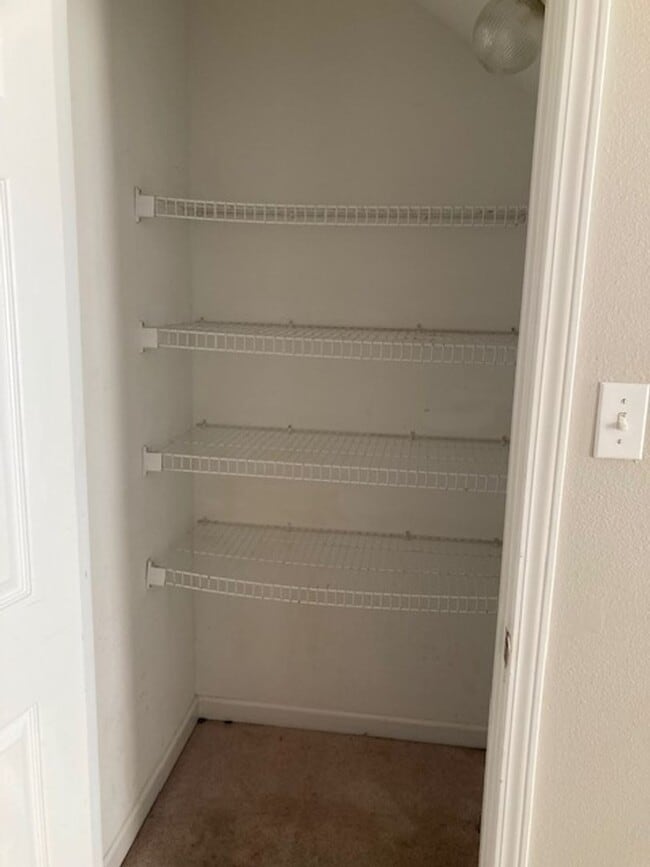 Building Photo - 3 Bedroom Gulfport Townhouse