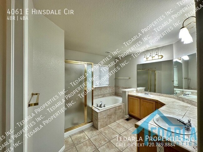 Building Photo - 4061 E Hinsdale Cir