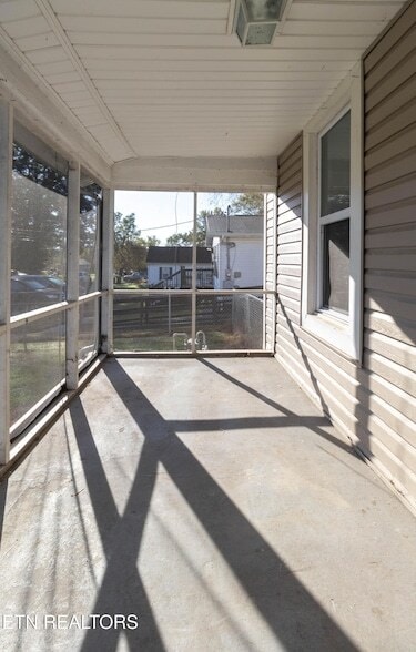 Building Photo - 3023 Rector St