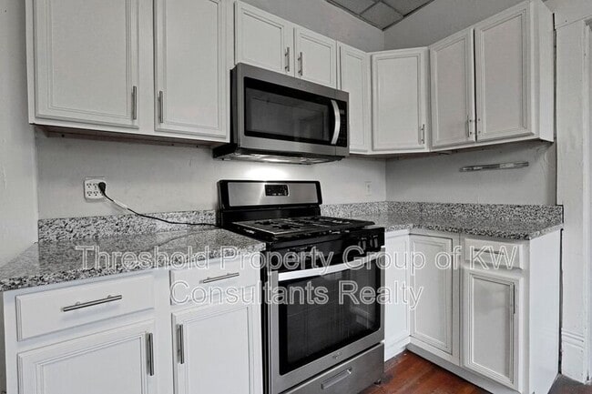 Building Photo - 60 E Patterson Ave